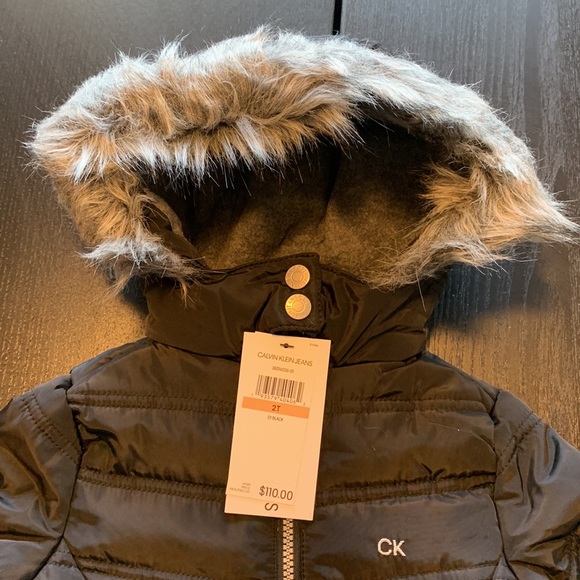 Brand new worth tag Calvin Klein - Picture 3 of 5